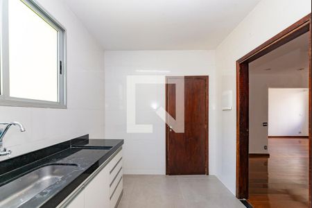 Apartamento para alugar com 140m², 3 quartos e 2 vagas Apartamento para alugar com 140m², 3 quartos e 2 vagasCozinha