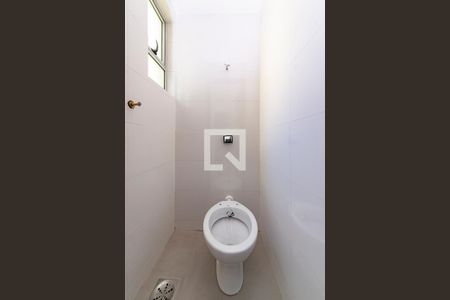 Apartamento para alugar com 140m², 3 quartos e 2 vagas Apartamento para alugar com 140m², 3 quartos e 2 vagasBanheiro de serviço
