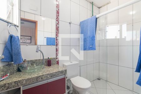 Casa à venda com 190m², 3 quartos e 4 vagasBanheiro da Suite