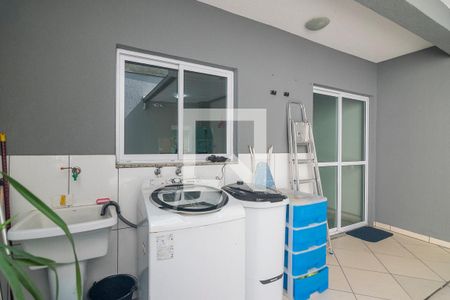 Casa à venda com 190m², 3 quartos e 4 vagasÁrea de Serviço