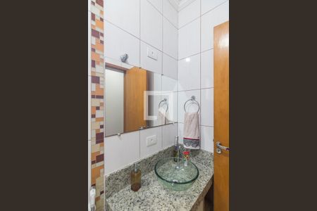 Casa à venda com 190m², 3 quartos e 4 vagasBanheiro