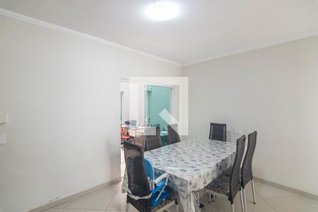 Casa à venda com 190m², 3 quartos e 4 vagasCopa