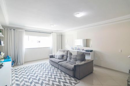 Casa à venda com 190m², 3 quartos e 4 vagasSala