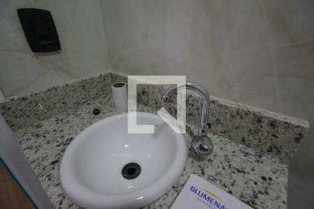 Casa à venda com 130m², 3 quartos e 2 vagasBanheiro da Suíte