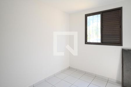 Apartamento à venda com 71m², 3 quartos e 1 vagaQuarto 2