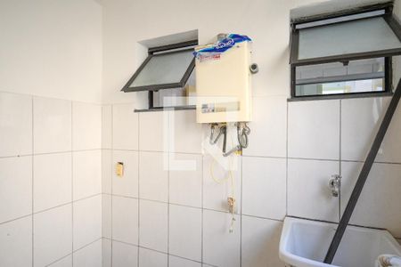 Apartamento à venda com 71m², 3 quartos e 1 vagaÁrea de Serviço