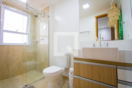 Apartamento à venda com 79m², 2 quartos e 2 vagasBanheiro do quarto 1