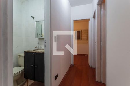 Apartamento para alugar com 74m², 3 quartos e 1 vaga Apartamento para alugar com 74m², 3 quartos e 1 vagaCorredor