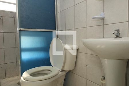 Casa para alugar com 70m², 2 quartos e sem vagaBanheiro 