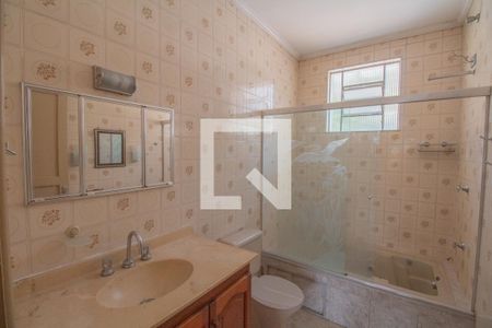 Casa à venda com 107m², 3 quartos e 1 vaga Casa à venda com 107m², 3 quartos e 1 vagaBanheiro