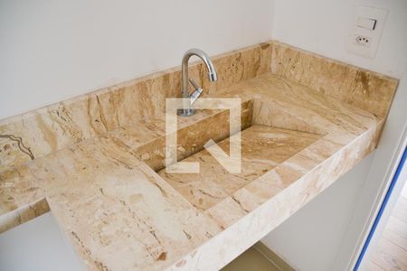 Apartamento para alugar com 55m², 2 quartos e 1 vaga Apartamento para alugar com 55m², 2 quartos e 1 vagaBanheiro