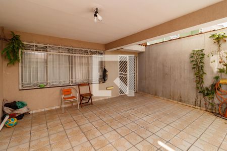 Casa à venda com 160m², 4 quartos e 2 vagasGaragem