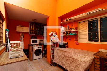 Casa à venda com 160m², 4 quartos e 2 vagasÁrea de Serviço / Quintal