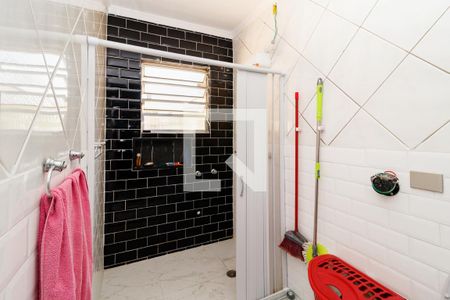 Casa à venda com 160m², 4 quartos e 2 vagasBanheiro da Suíte