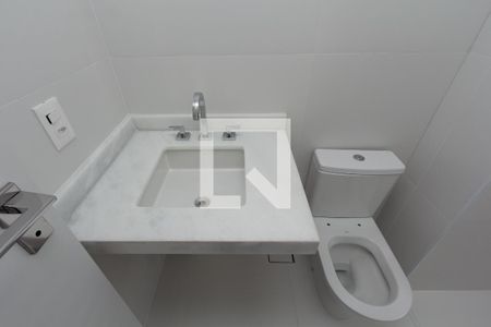 Apartamento à venda com 160m², 3 quartos e 3 vagas Apartamento à venda com 160m², 3 quartos e 3 vagasBanheiro da Suíte 1