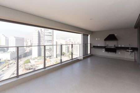 Apartamento à venda com 160m², 3 quartos e 3 vagas Apartamento à venda com 160m², 3 quartos e 3 vagasVaranda da Sala