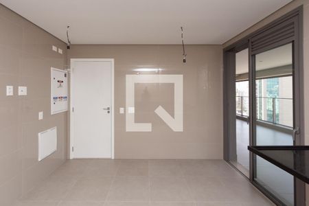 Apartamento à venda com 160m², 3 quartos e 3 vagas Apartamento à venda com 160m², 3 quartos e 3 vagasCozinha