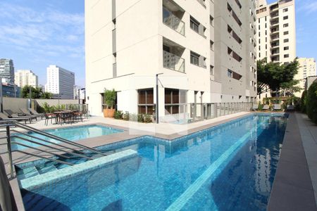 Apartamento à venda com 160m², 3 quartos e 3 vagasÁrea comum - Piscina