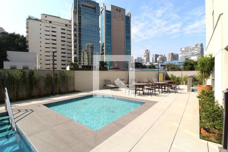 Apartamento à venda com 160m², 3 quartos e 3 vagasÁrea comum - Piscina