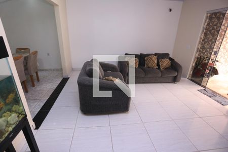 Sala de casa para alugar com 3 quartos, 140m² em Qr 429, Brasília