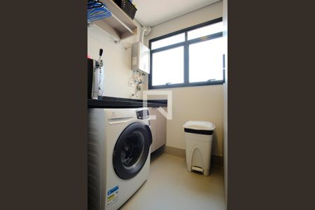 Apartamento à venda com 70m², 3 quartos e 1 vagaÁrea de Serviço