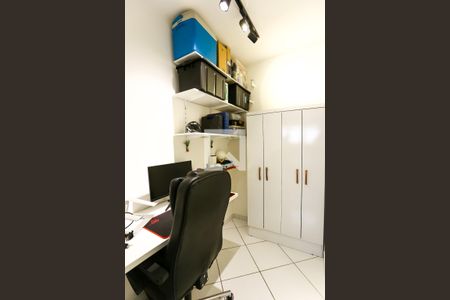 Apartamento à venda com 118m², 4 quartos e 3 vagasQuarto 4