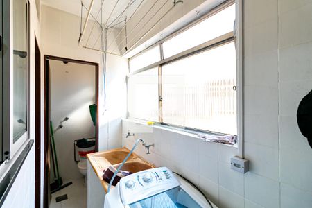 Apartamento à venda com 65m², 2 quartos e 1 vagaÁrea de Serviço
