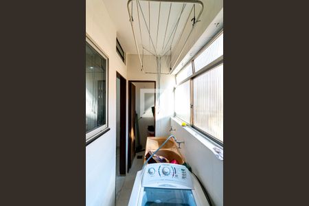 Apartamento à venda com 65m², 2 quartos e 1 vagaÁrea de Serviço