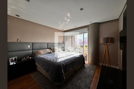 Apartamento à venda com 230m², 4 quartos e 4 vagasSuite 2