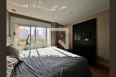 Apartamento à venda com 230m², 4 quartos e 4 vagasSuite 2