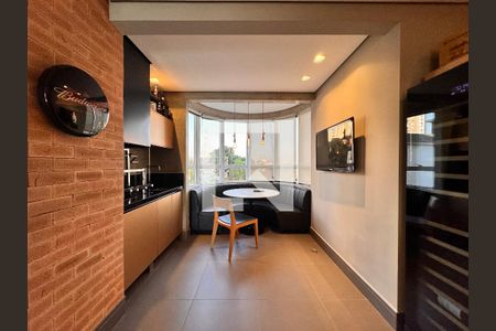 Apartamento à venda com 230m², 4 quartos e 4 vagasCozinha gourmet 