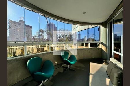 Apartamento à venda com 230m², 4 quartos e 4 vagasSacada