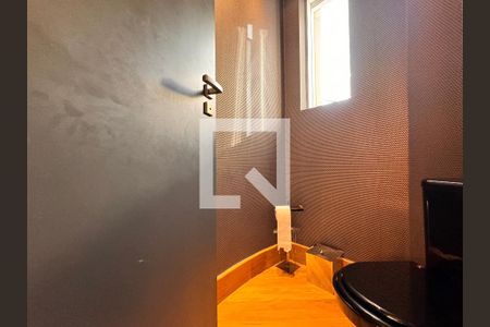 Apartamento à venda com 230m², 4 quartos e 4 vagasLavabo