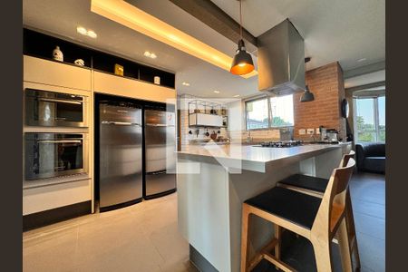 Apartamento à venda com 230m², 4 quartos e 4 vagasCozinha gourmet 