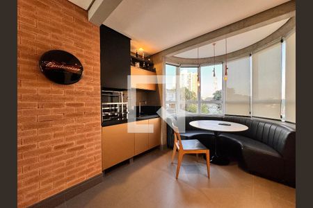 Apartamento à venda com 230m², 4 quartos e 4 vagasCozinha gourmet 