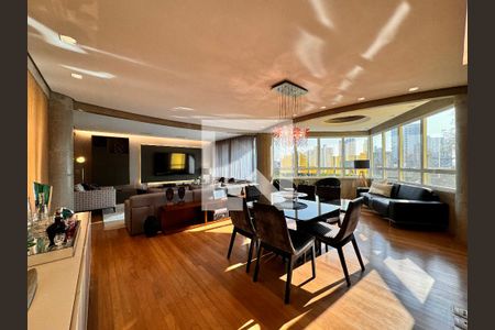 Sala de apartamento à venda com 4 quartos, 230m² em Jardim, Santo André