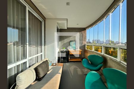 Apartamento à venda com 230m², 4 quartos e 4 vagasSacada