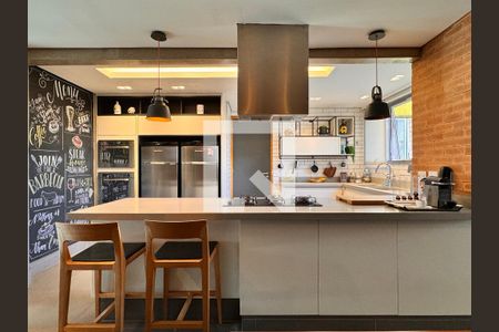 Apartamento à venda com 230m², 4 quartos e 4 vagasCozinha gourmet 