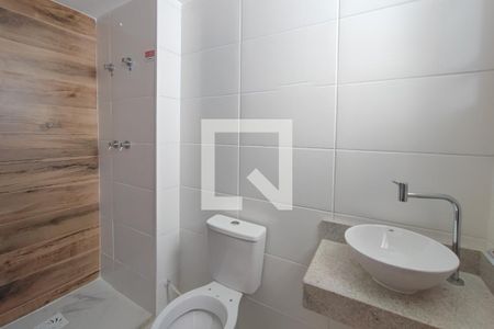 Banheiro Suíte  de apartamento para alugar com 2 quartos, 56m² em Jardim Nova Europa, Campinas