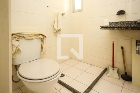 Apartamento à venda com 64m², 3 quartos e 1 vaga Apartamento à venda com 64m², 3 quartos e 1 vagaBanheiro Social