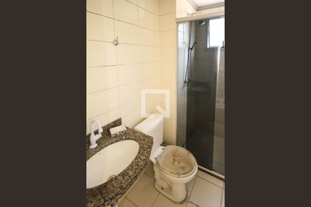 Apartamento à venda com 64m², 3 quartos e 1 vaga Apartamento à venda com 64m², 3 quartos e 1 vagaBanheiro da Suíte