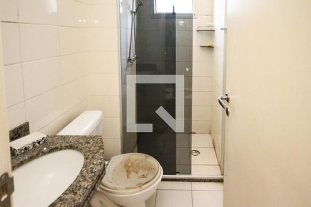 Apartamento à venda com 64m², 3 quartos e 1 vaga Apartamento à venda com 64m², 3 quartos e 1 vagaBanheiro da Suíte