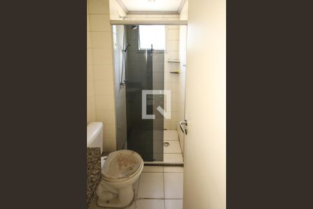 Apartamento à venda com 64m², 3 quartos e 1 vaga Apartamento à venda com 64m², 3 quartos e 1 vagaBanheiro da Suíte