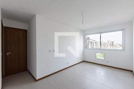 Apartamento para alugar com 81m², 2 quartos e 1 vagaSuite