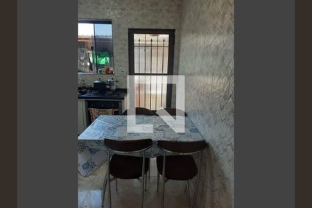 Casa à venda com 160m², 3 quartos e 1 vaga