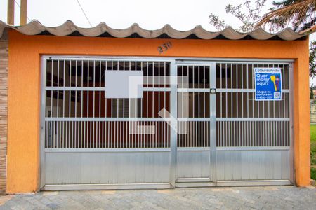 Fachada de casa à venda com 3 quartos, 103m² em Jardim Cambui, Santo André