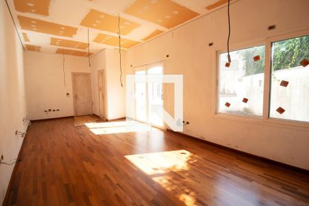 Casa à venda com 586m², 4 quartos e 10 vagasSuíte 4