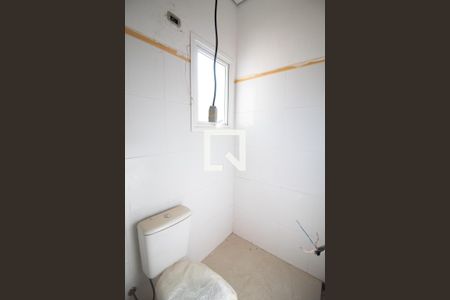 Casa à venda com 586m², 4 quartos e 10 vagasBanheiro de Serviço