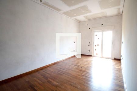 Casa à venda com 586m², 4 quartos e 10 vagasSuíte 2