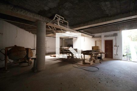 Casa à venda com 586m², 4 quartos e 10 vagasGaragem